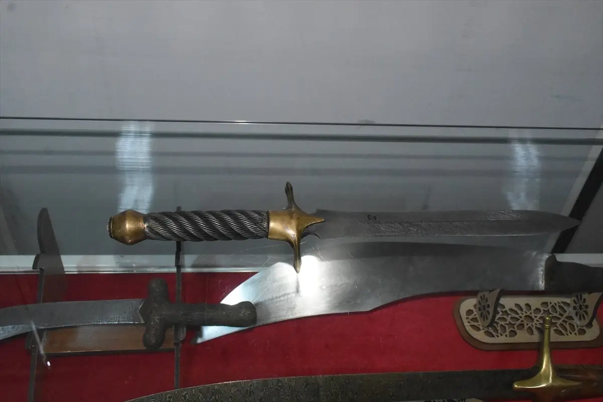 Malatyalı demir ustası "Yaşayan İnsan Hazinesi" olmaktan gurur duyuyor