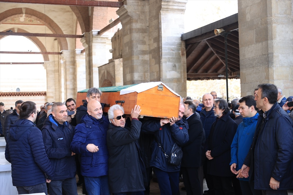 Edirne\'de Sanatçılar Tayyip Yılmaz\'ı Uğurladı