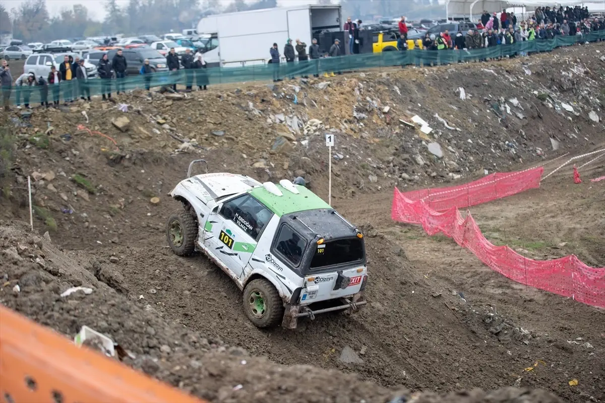 Hande Erdoğan Off-Road Yarışlarının Yıldızı