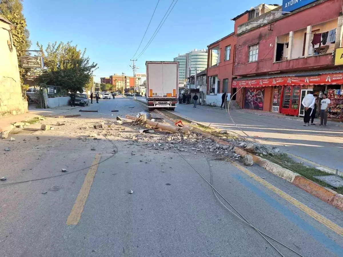 Tarsus\'ta Trafik Kazası: 1 Yaralı