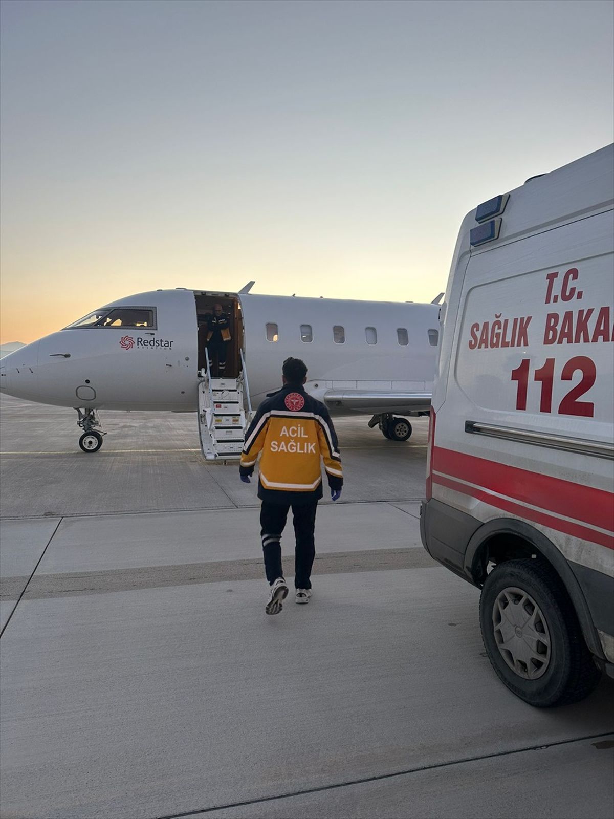 Bebek Ambulans Uçakla İstanbul\'a Sevk Edildi