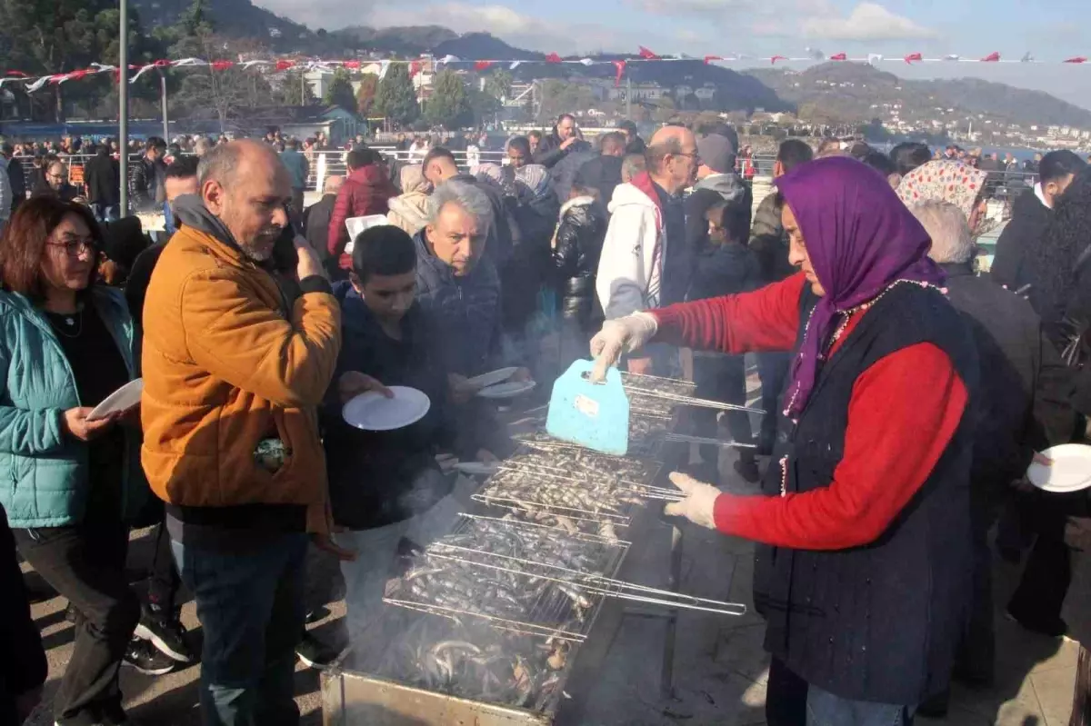 Perşembe\'de 5. Hamsi Festivali Renkli Görüntülere Sahne Oldu