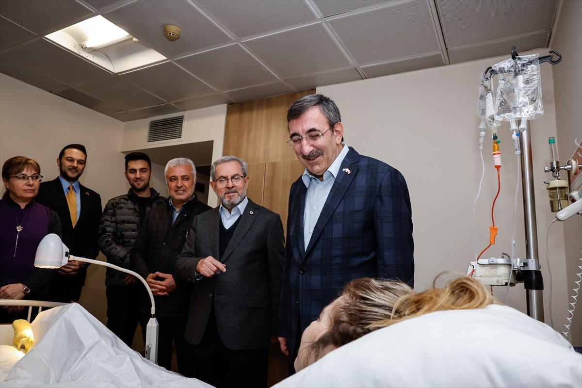 Yılmaz\'dan Gök\'e Geçmiş Olsun Ziyareti