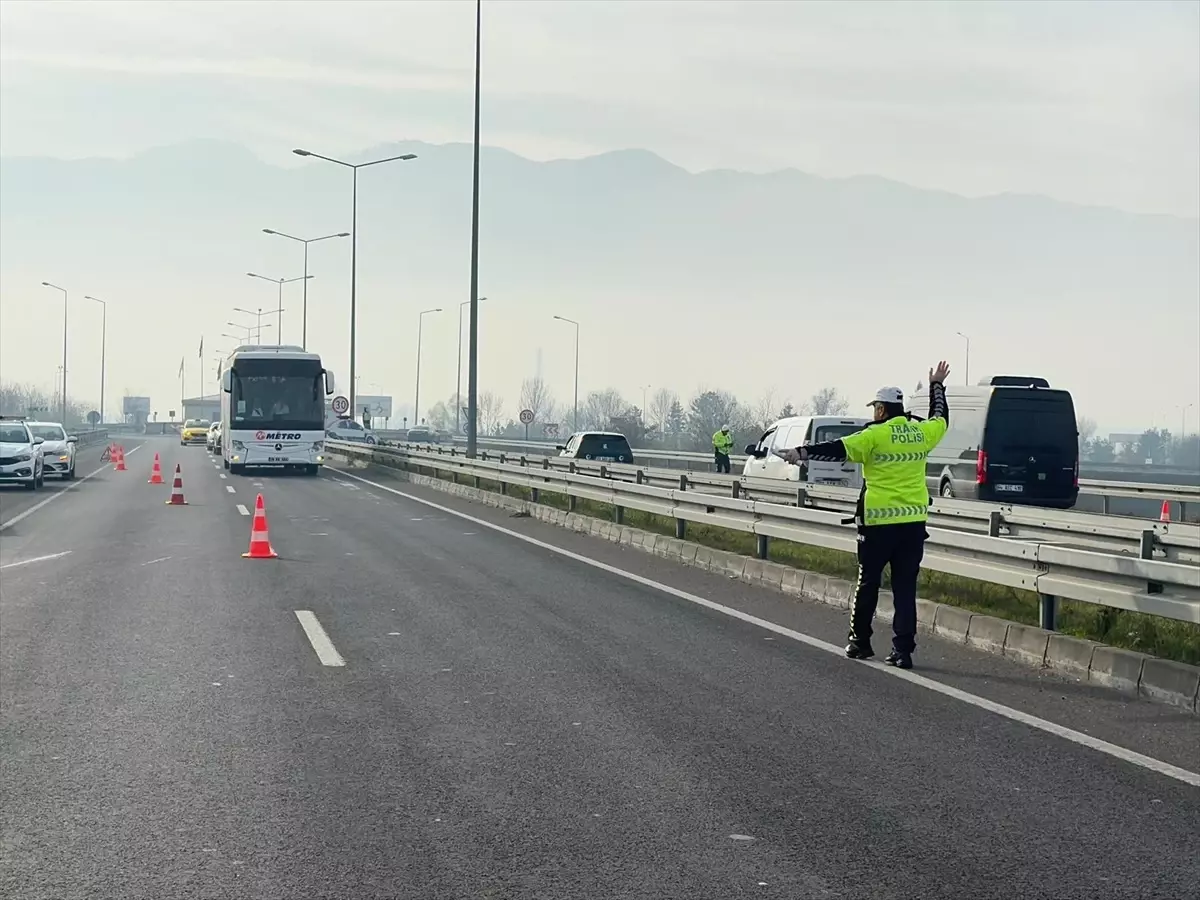 Düzce\'de Kış Lastiği Denetimi Başladı