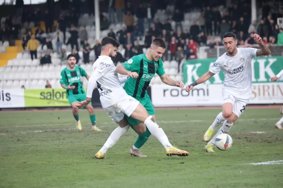 İnegöl Kafkasspor, Etimesgut Belediyespor\'u 3-1 ile Geçti