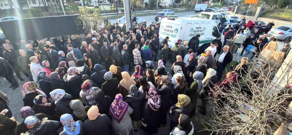 Bartın\'da Feci Kaza: 5 Genç Hayatını Kaybetti