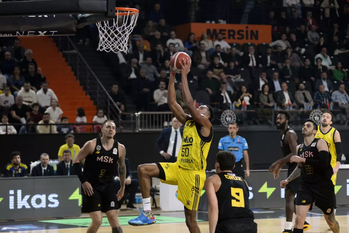 Mersin Spor, Fenerbahçe\'ye 98-69 Yenildi