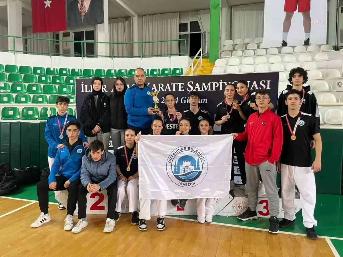 Ortahisar Belediyesi Karate Takımı Giresun\'da Şampiyon Oldu