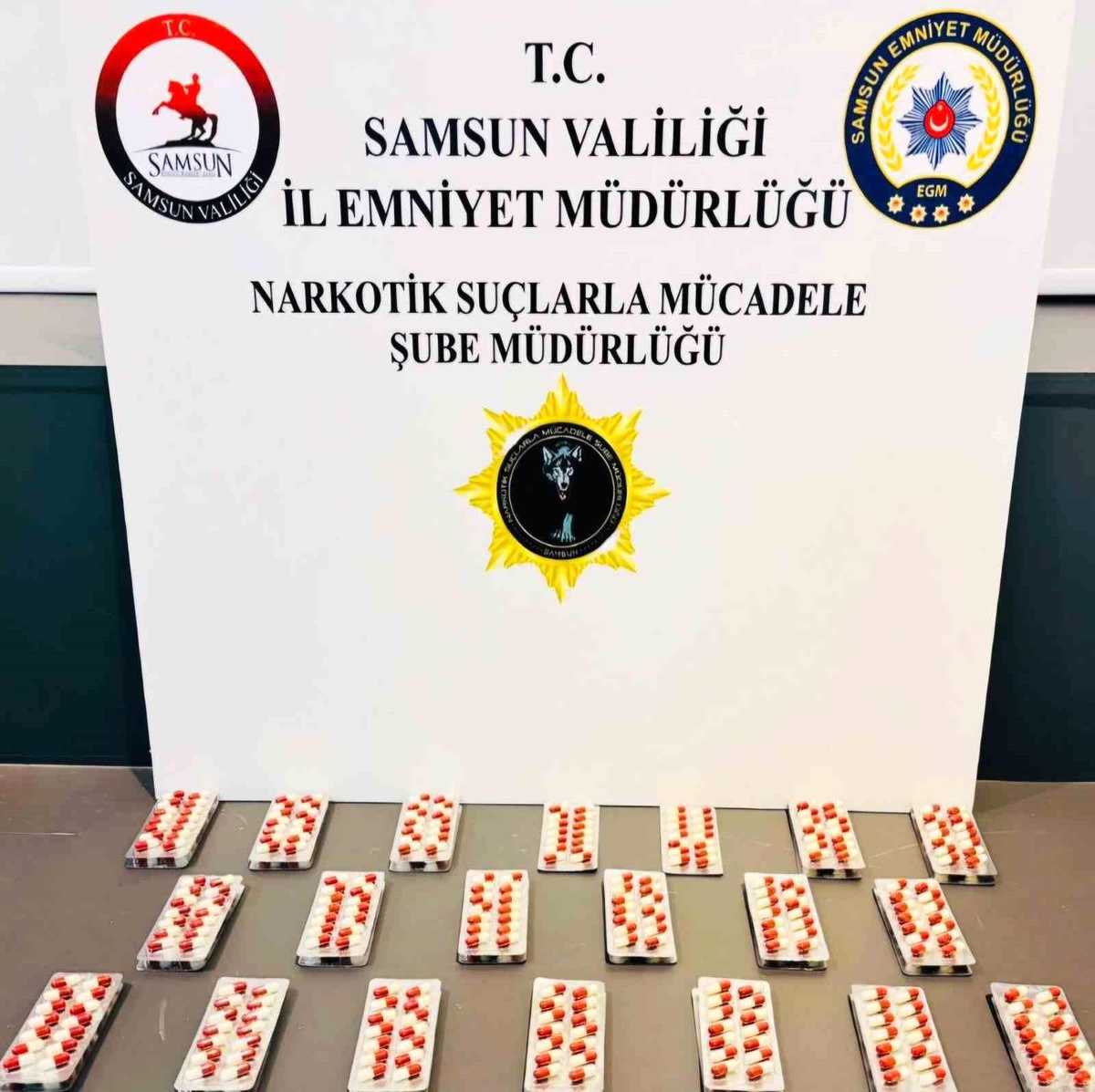 Samsun\'da Uyuşturucu Operasyonu: 4 Gözaltı