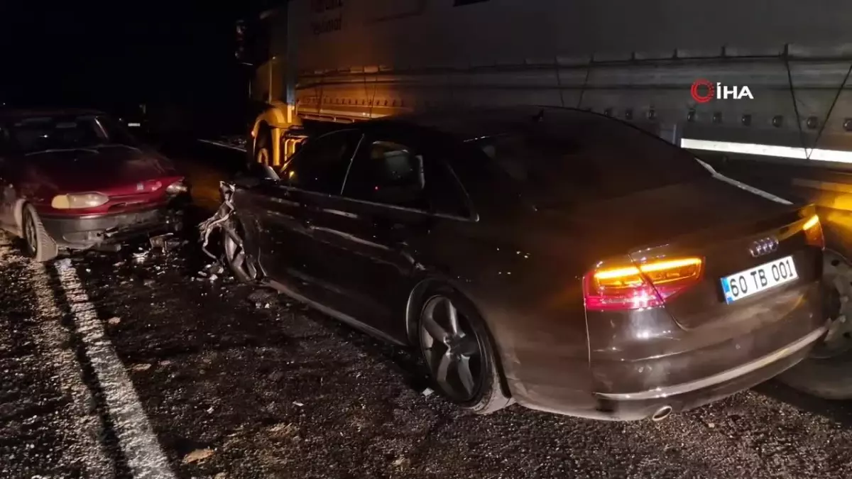 Tokat Belediye Başkanı\'nın Makam Aracının Karıştığı Trafik Kazası: 7 Yaralı