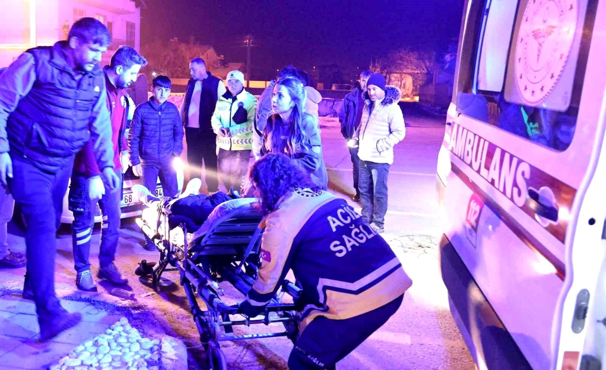 Aksaray\'da Kavşakta Kaza