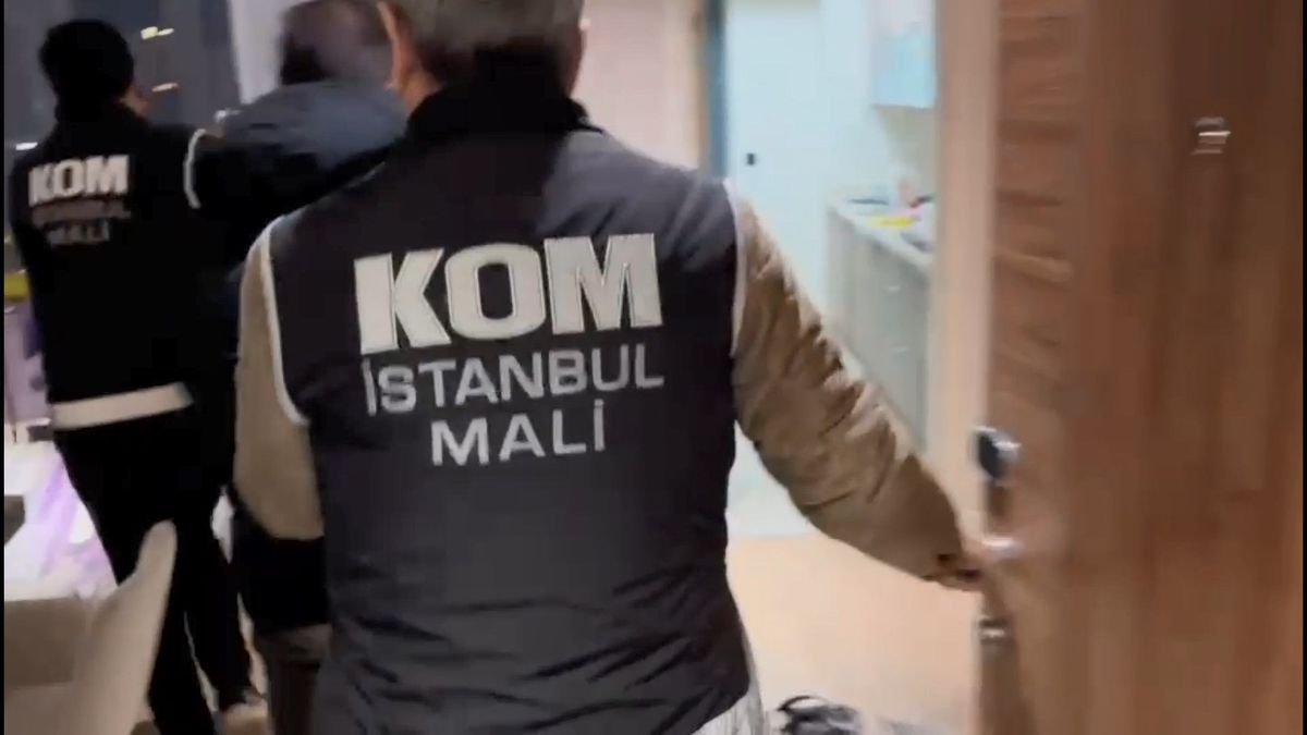 Bağcılar\'da Sahte Para Operasyonu: 25 Bin Dolar ve 58 Bin Euro Ele Geçirildi