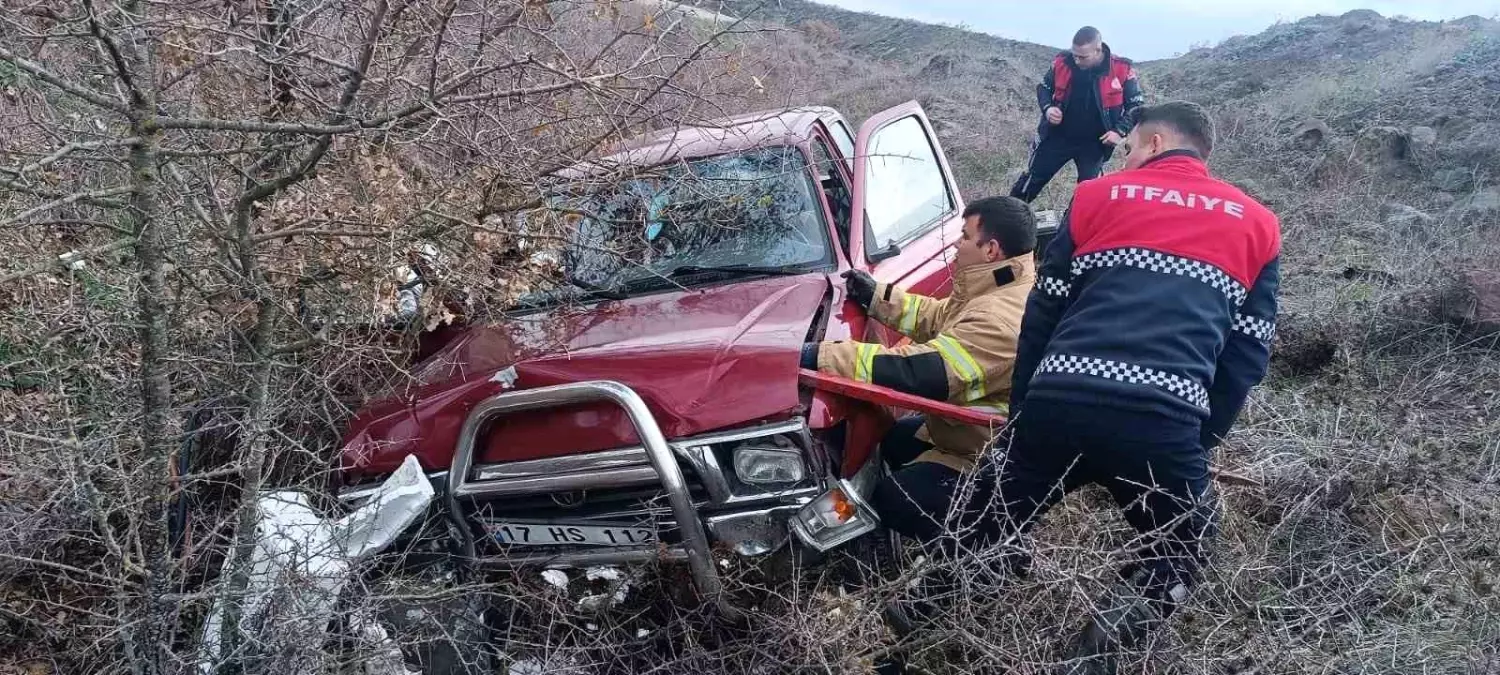 Çanakkale\'de Trafik Kazası: 2 Yaralı