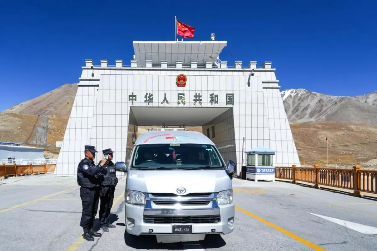 Khunjerab Geçidi Yıl Boyu Açık