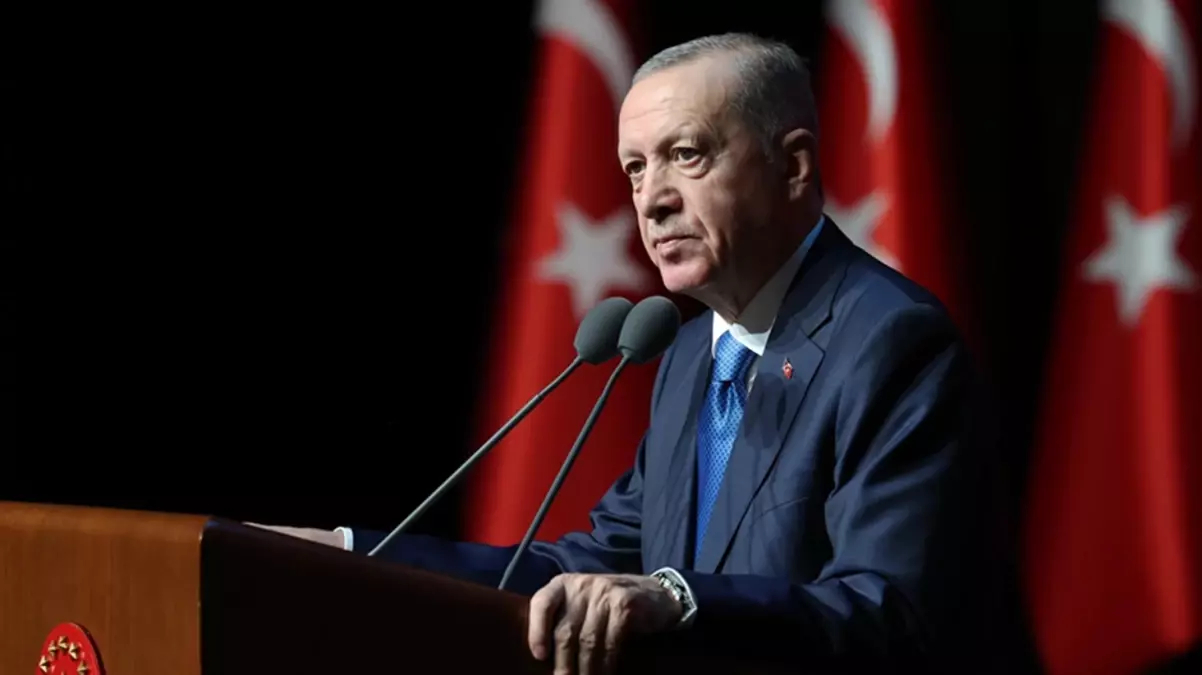 Cumhurbaşkanı Erdoğan yeniden aday olabilir mi? Uçum\'dan eleştirilere tepki