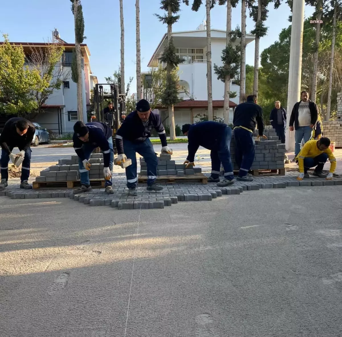 Didim Belediyesi\'nden Yol Yapım Çalışmaları