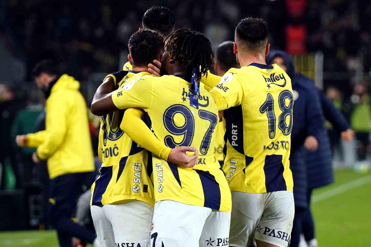 Fenerbahçe, Gaziantep\'i 3-1 Yendi