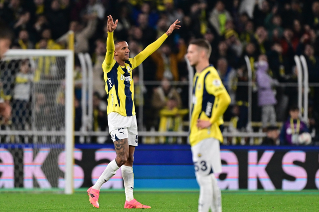 Fenerbahçe, Gaziantep FK'yı Kadıköy'de 3-1 yendi