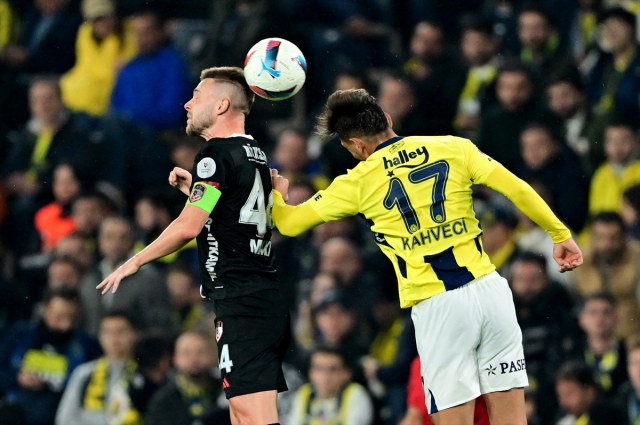 Fenerbahçe, Gaziantep FK'yı Kadıköy'de 3-1 yendi