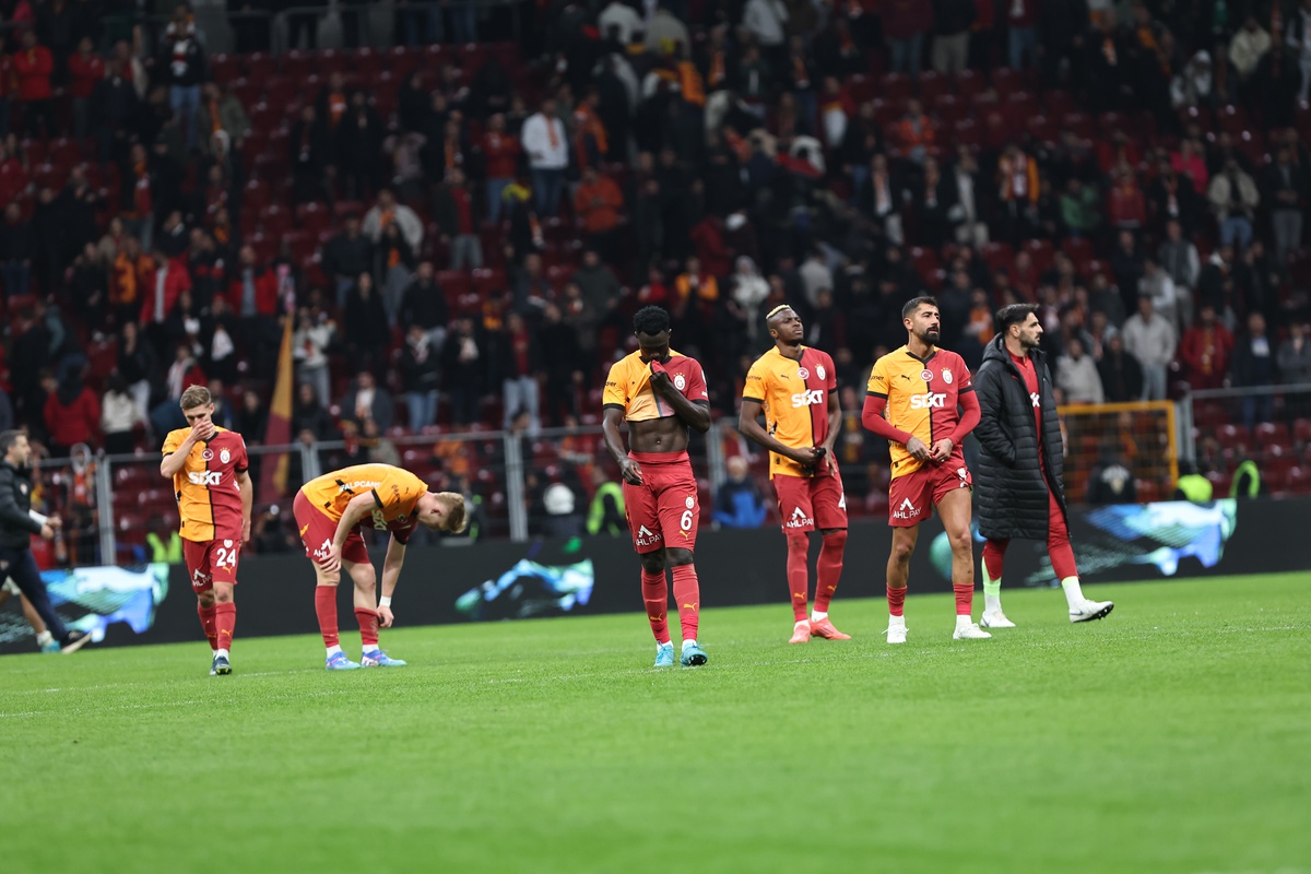 Galatasaray Eyüpspor ile Berabere Kalarak Puan Kaybı Yaşadı