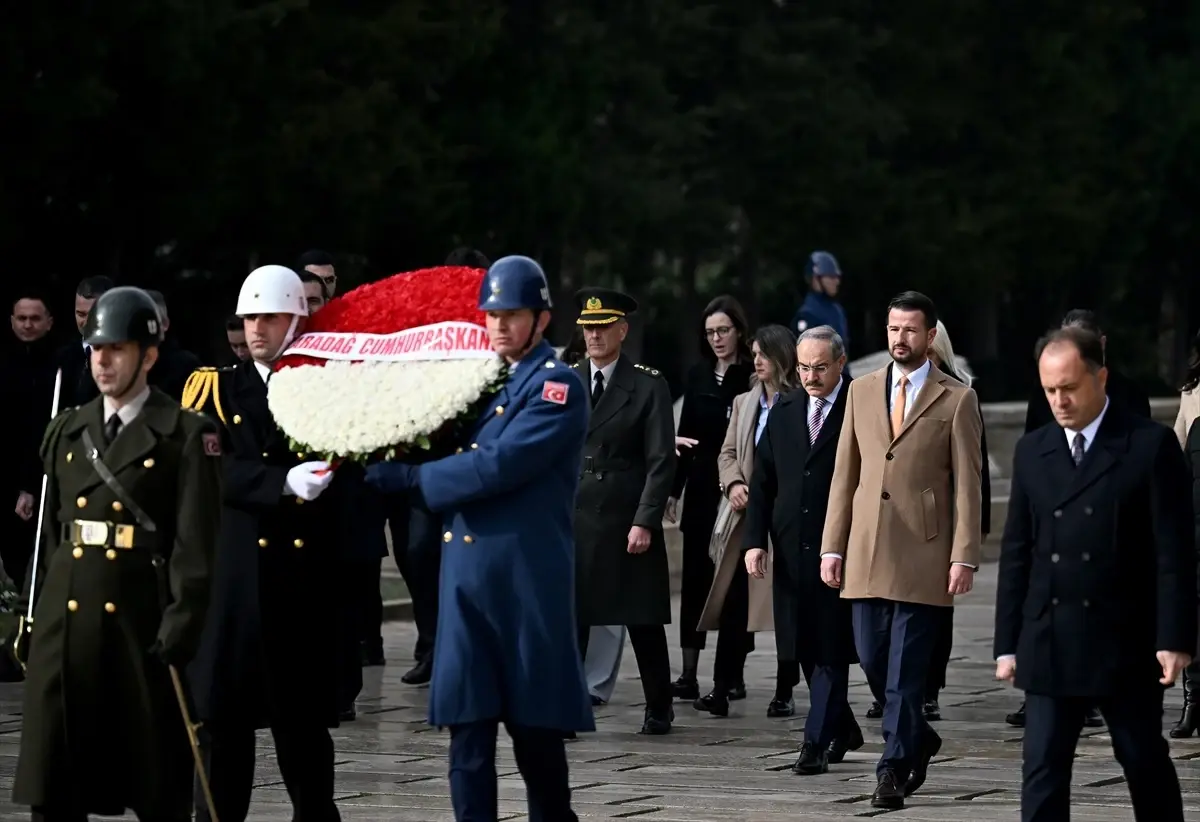 Karadağ Cumhurbaşkanı Anıtkabir\'i Ziyaret Etti