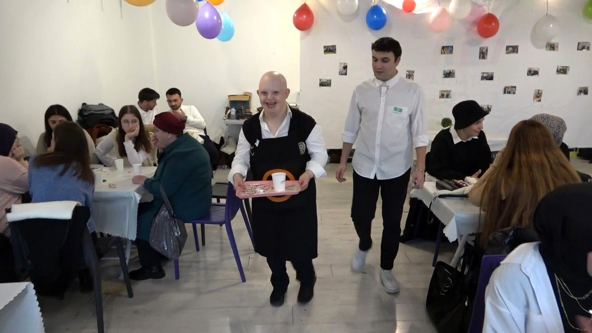 Engelsiz Kafe Etkinliği Kütahya\'da Gerçekleşti