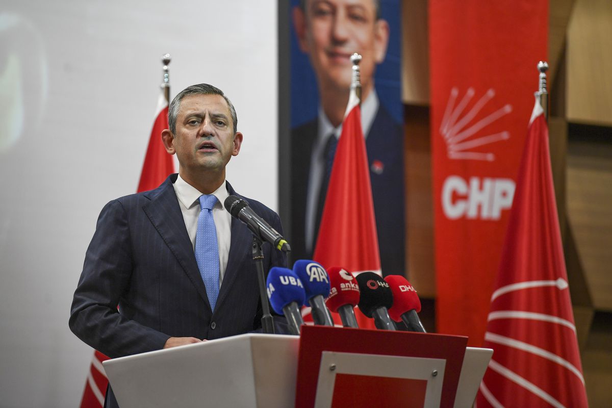 Özgür Özel: Engelli Bireylerin Hakları İçin Mücadele Edeceğiz