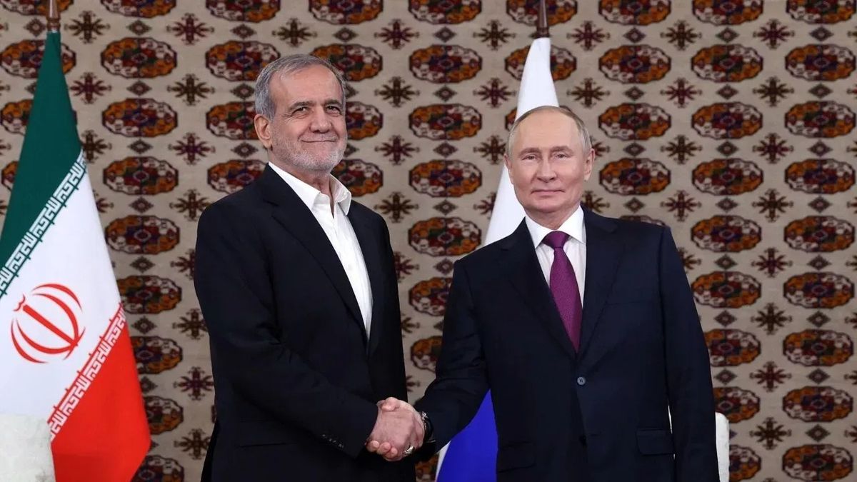 Putin ve Pezeşkiyan Suriye\'deki Gelişmeleri Değerlendirdi