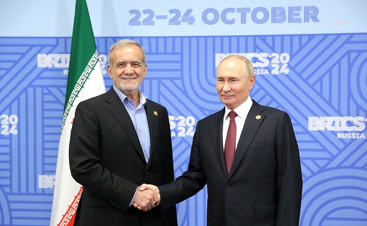 Putin ve Pezeşkiyan\'dan Suriye Görüşmesi