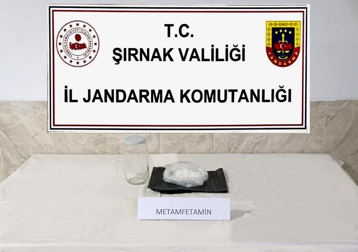 Şırnak\'ta Kaçakçılık Operasyonu: 11 Gözaltı