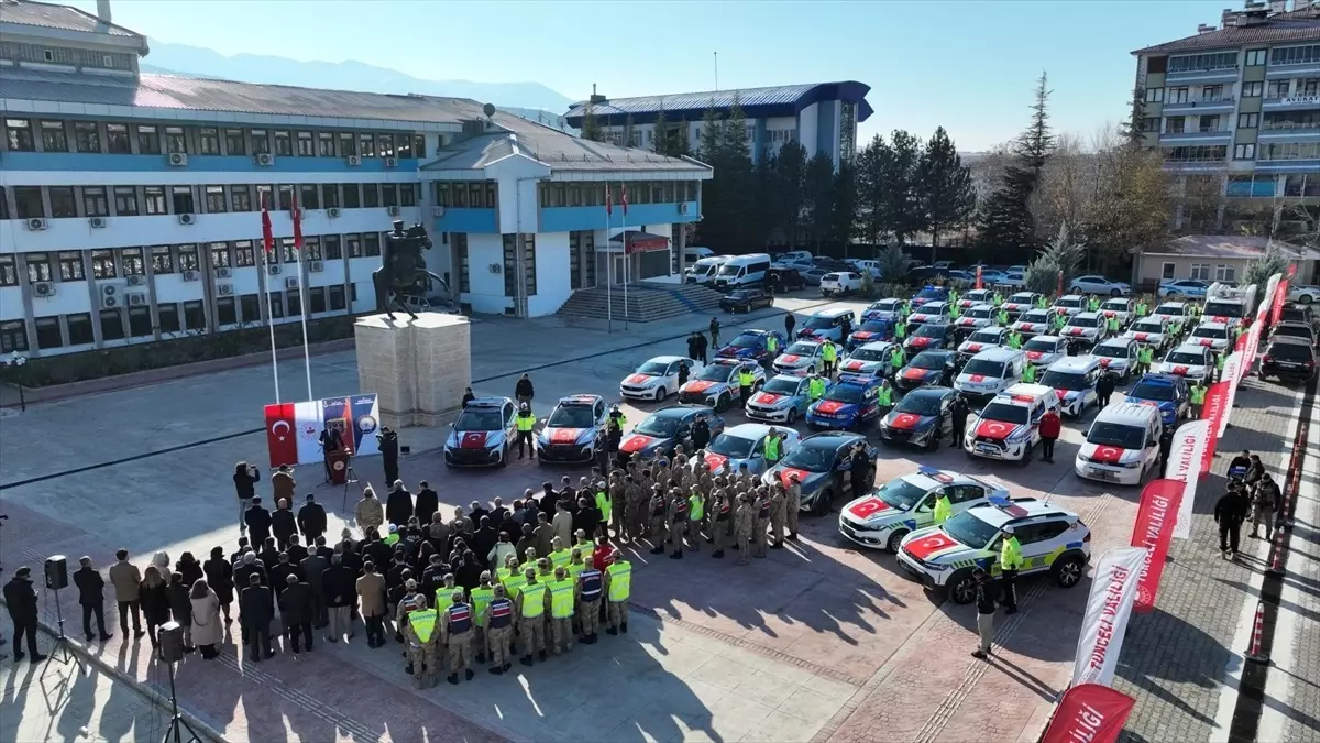 Tunceli\'de 44 Yeni Araç Hizmete Sunuldu