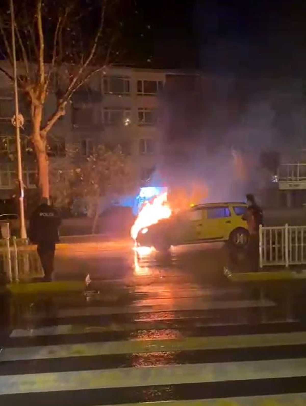 Yalova\'da Takside Yangın