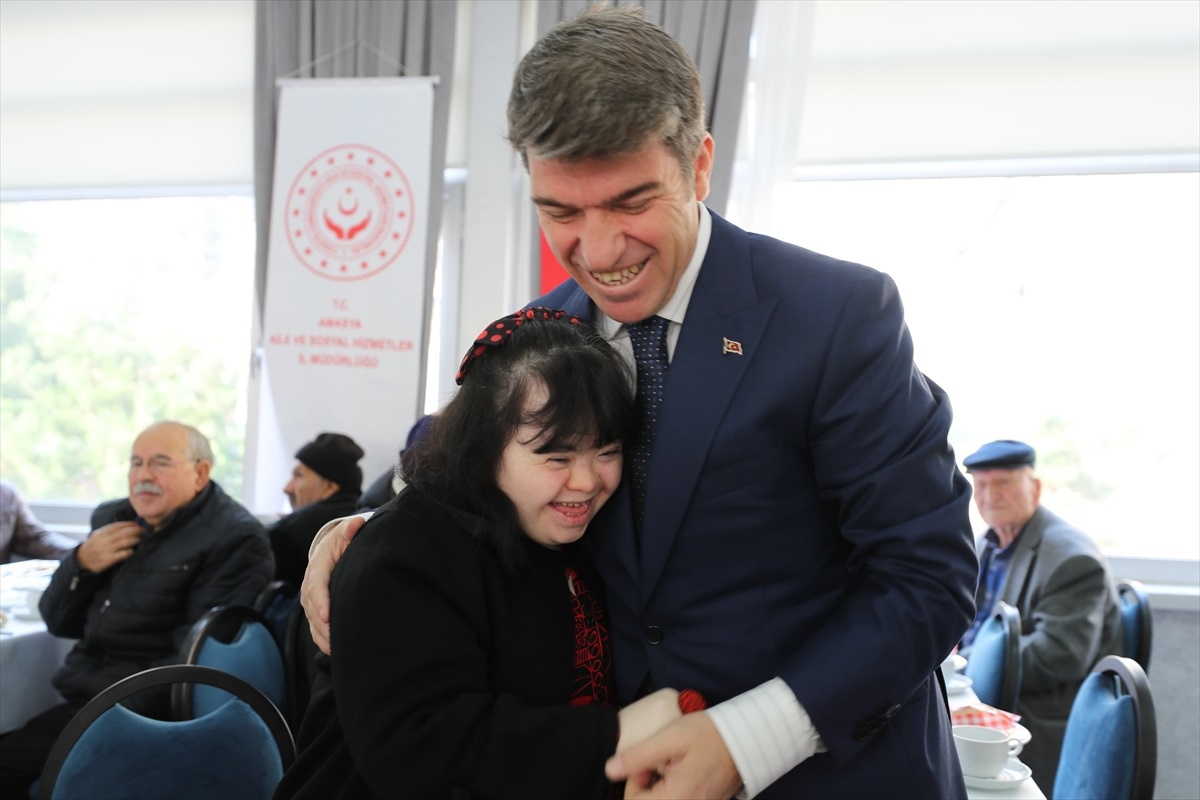 Engelliler Günü\'nde Vali Bakan\'dan Önemli Mesajlar