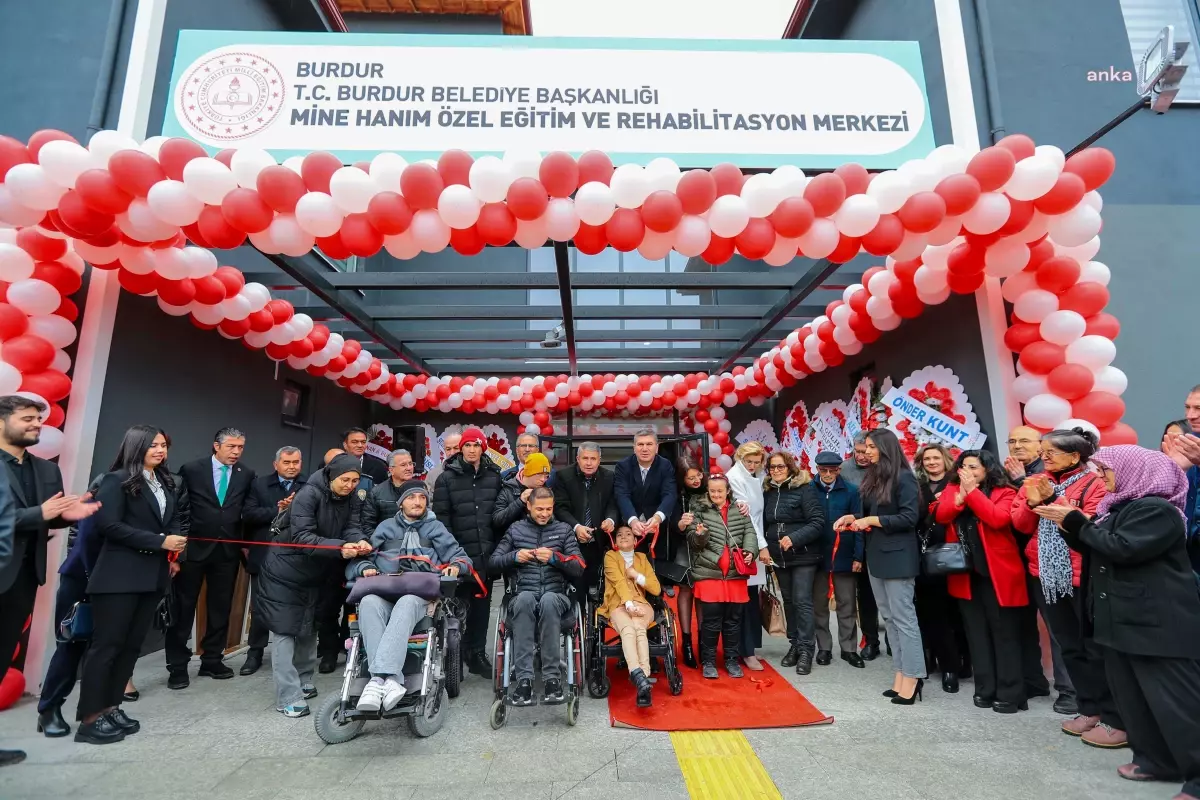 Burdur Belediyesi\'nden Engelli Bireylere Yeni Rehabilitasyon Merkezi