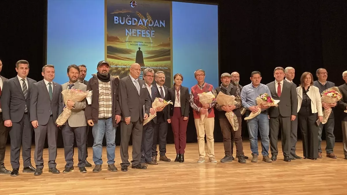 İşitme Engellilerden Kısa Film: \'Buğdaydan Nefese\'