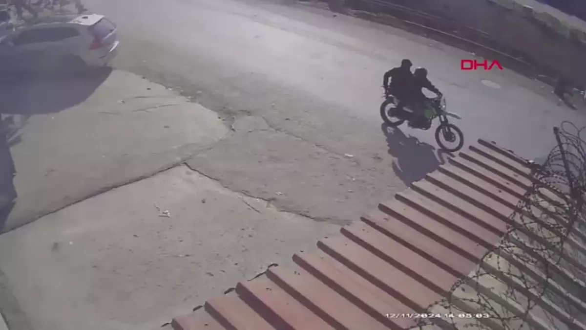 Adana\'da Haraç İsteyen İki Şüpheli Tutuklandı