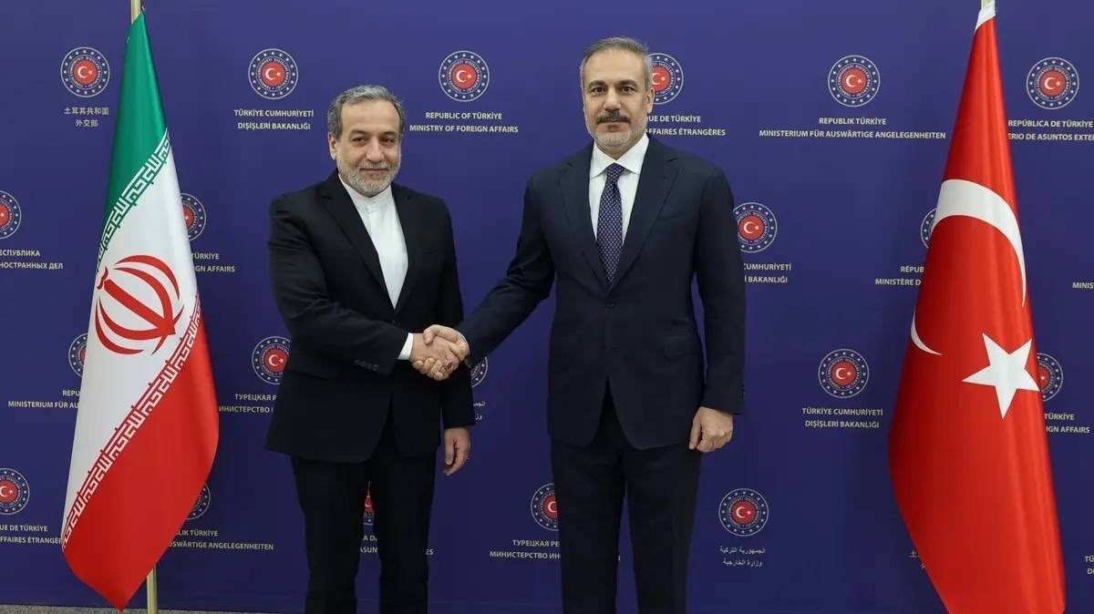 İran Dışişleri Bakanı Arakçi: \'Suriye\'de Yeni Bir Savaş Kimsenin Yararına Olmaz\'