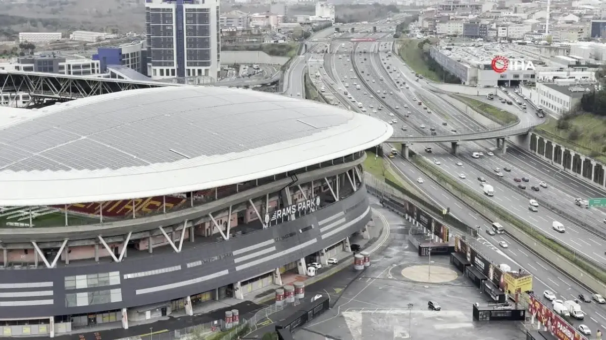 RAMS Park\'taki Güneş Panellerinin Bakımı Yapıldı