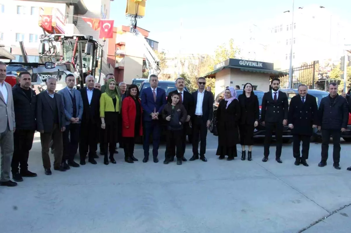 Şırnak Belediyesi Yeni Araçlarıyla Filoyu Güçlendirdi