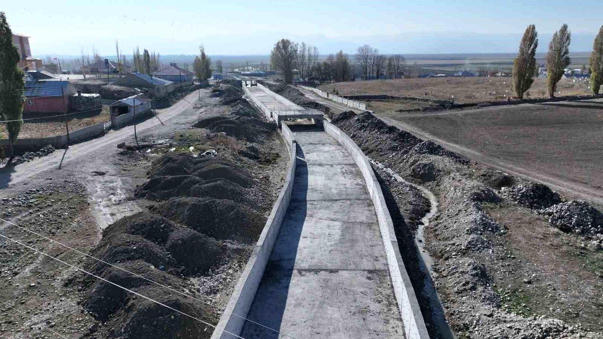 Ağrı\'da DSİ\'nin taşkın koruma tesisleri hizmete açıldı