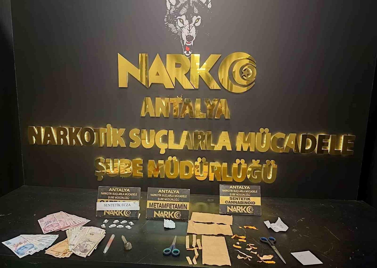 Antalya\'da Narkotik Operasyonu