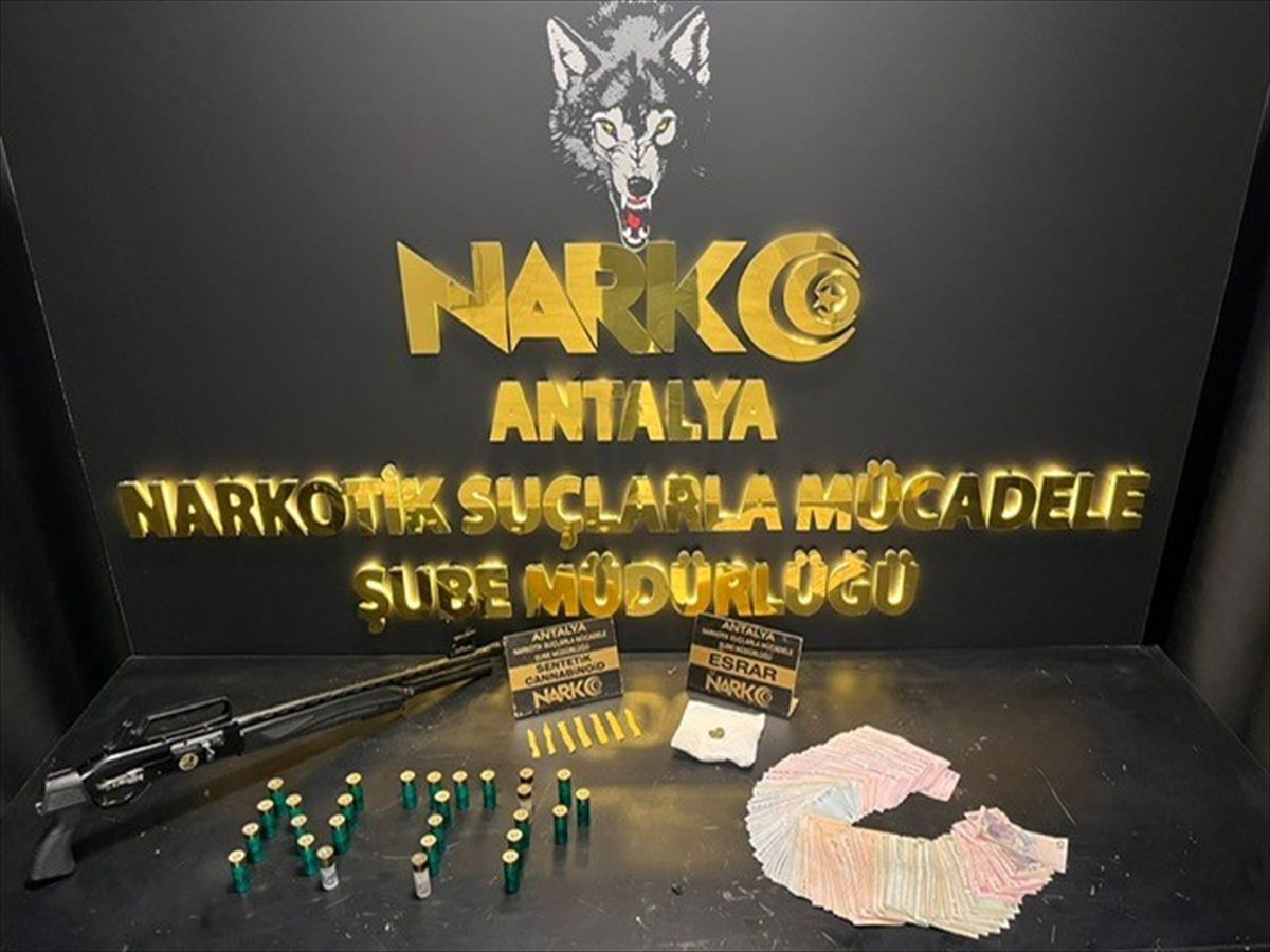 Antalya\'da Narkotik Operasyonu: 58 Şüpheli Yakalandı