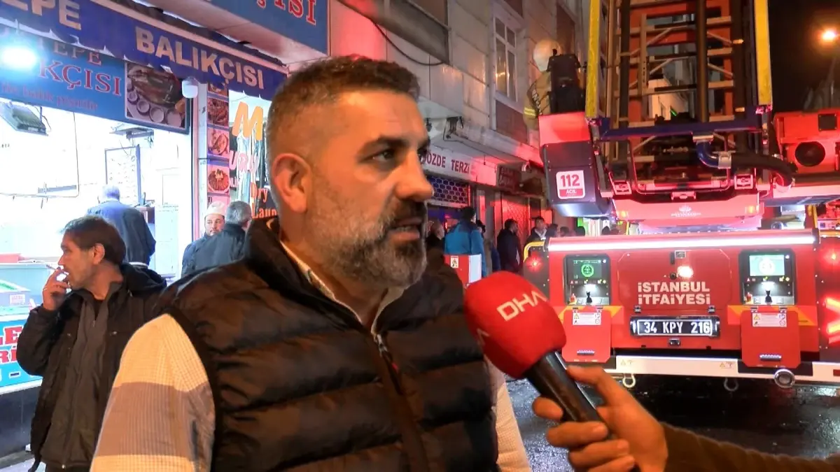 Bağcılar\'da Gözlük Atölyesinde Yangın: Tüp Patladı