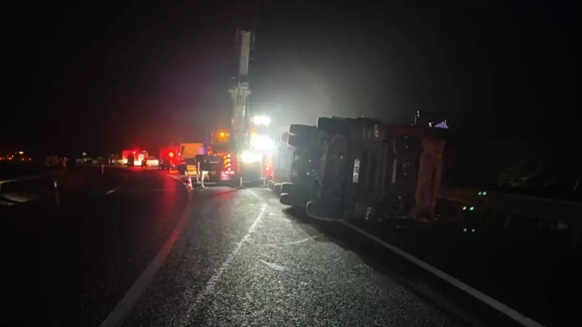 İnegöl\'de Tanker Kazası: Sürücü Hayatını Kaybetti