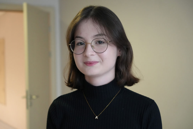 Dünyada tek vaka Hiçbir neden yokken eklemleri yerinden çıkıyor