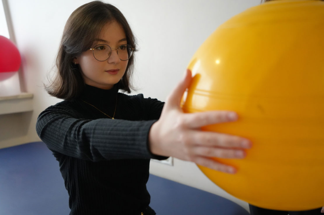 Dünyada tek vaka Hiçbir neden yokken eklemleri yerinden çıkıyor