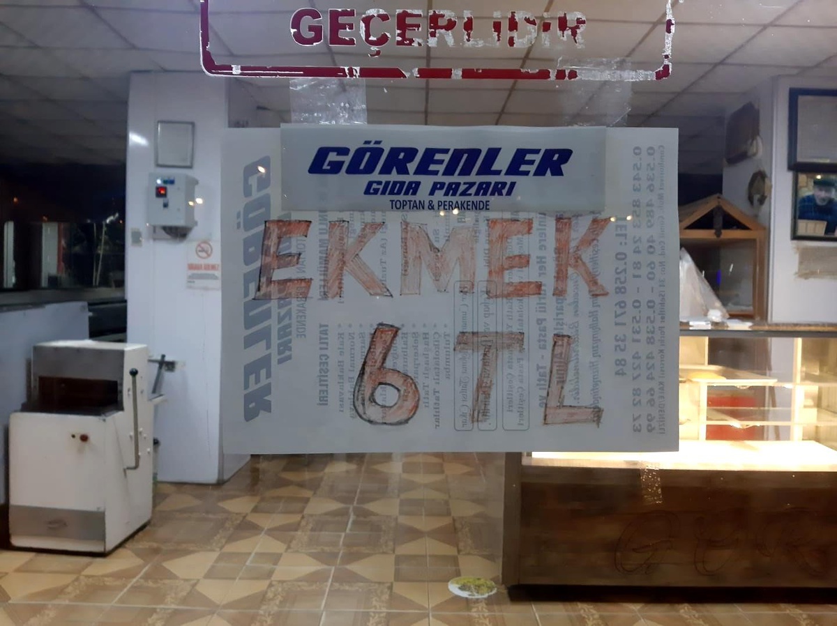 Kale\'de Ekmek Fiyatı 6 Liraya Düştü