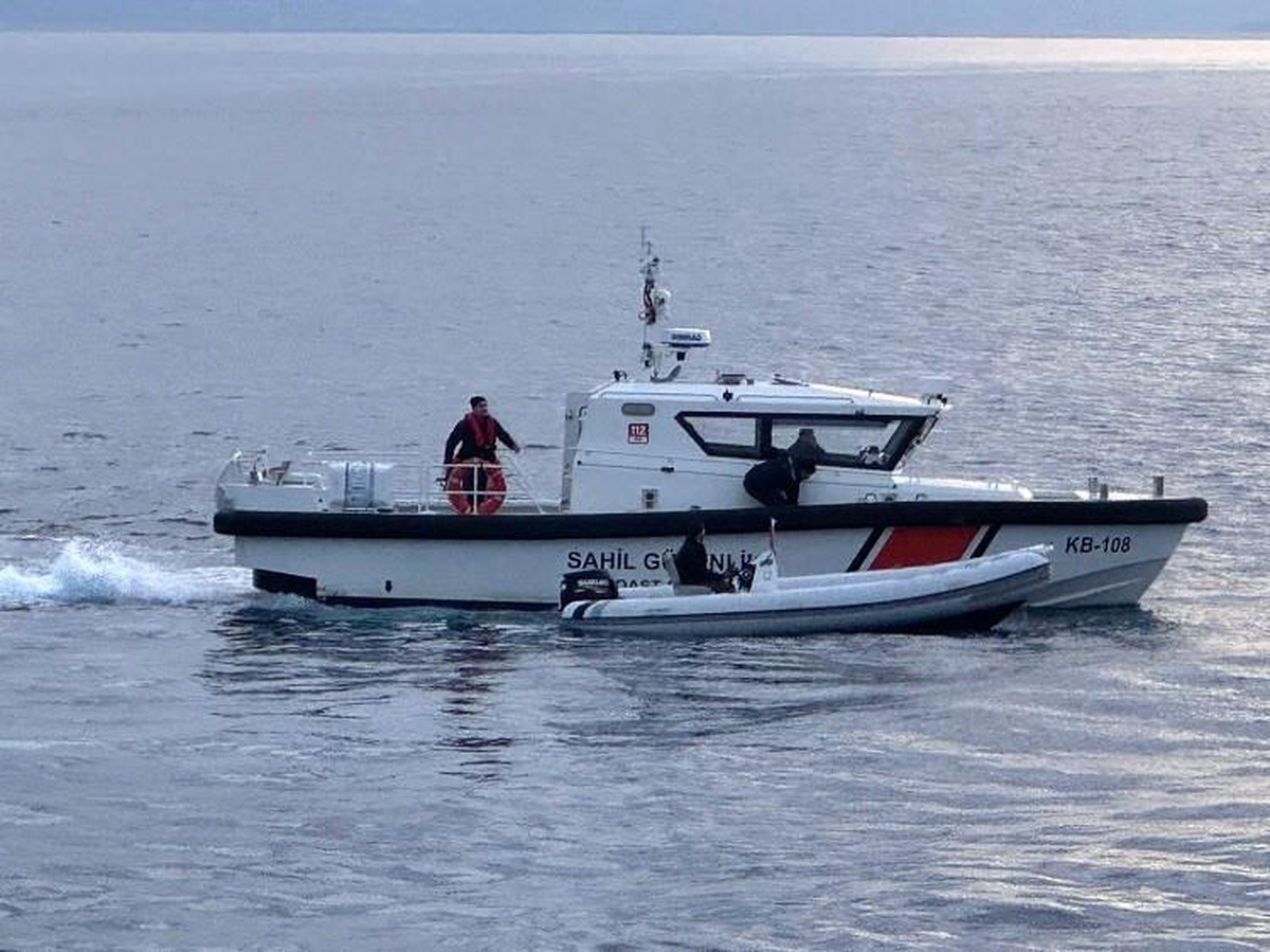 Kuşadası\'nda Göçmen Kaçakçısı Yakalandı