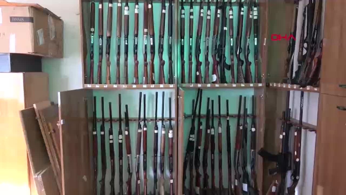 Kaçak Avcıların Tüfekleri ve Traktörü İhalede Satıldı: 216 Bin Lira Gelir Elde Edildi