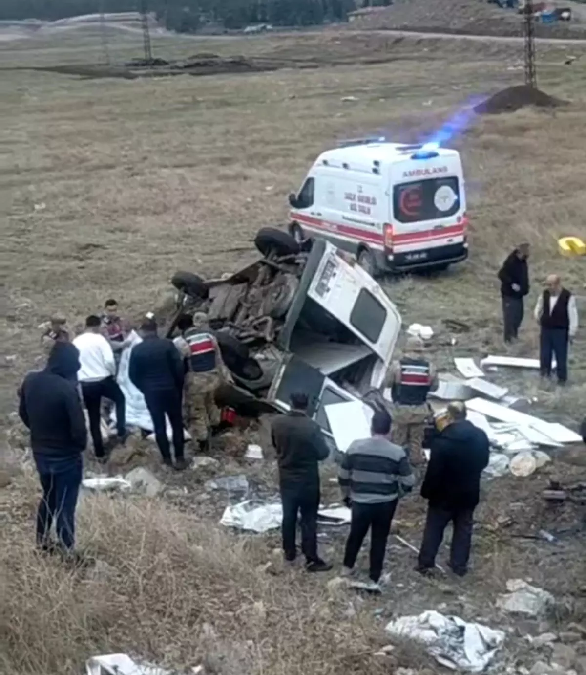 Gaziantep\'te Minibüs Kazası: 1 Ölü, 3 Yaralı